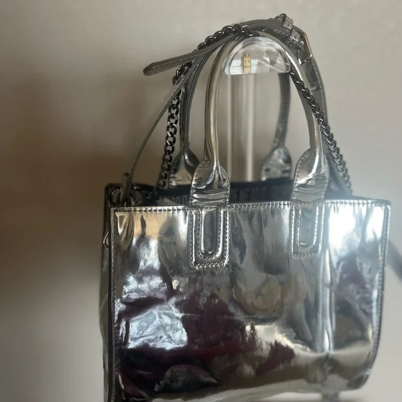 Silver Metallic Statement Tote Bag Fashion Made Me Do ItChain Strap GUNMETAL - Picture 9 of 9